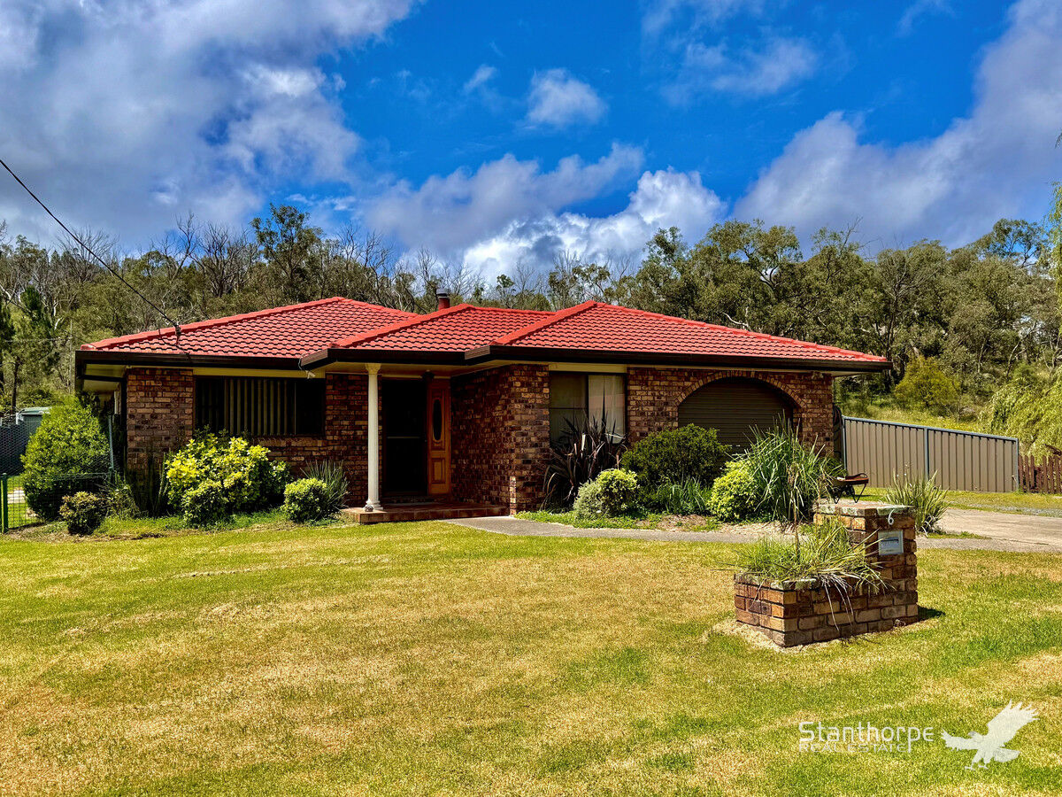 6 RICH ST, STANTHORPE QLD 4380, 0 રૂમ, 0 બાથરૂમ, House