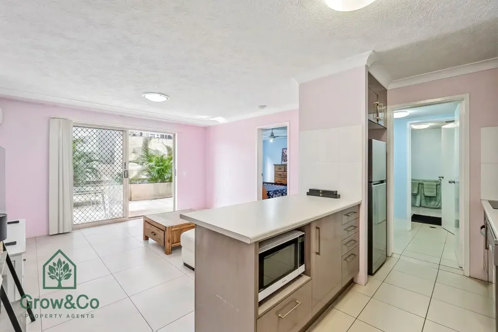 Southport 1房  Affordable Southport Apartment with Low Body Corporate & Secure Garage