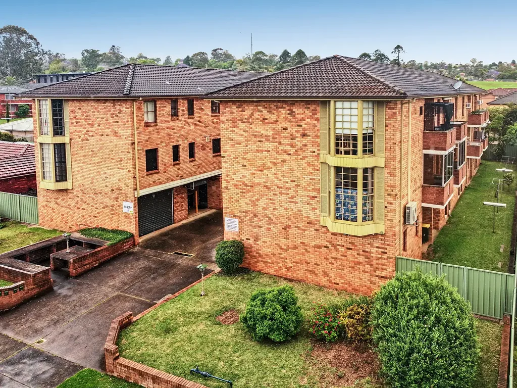10/192-194 Lindesay Street, Campbelltown, NSW 2560