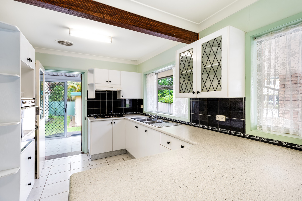 16 ECHIDNA ST, BERKELEY VALE NSW 2261, 0房, 0浴, House