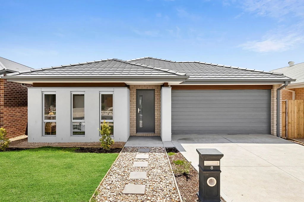 8 Unico Circuit, Mount Duneed, VIC 3217