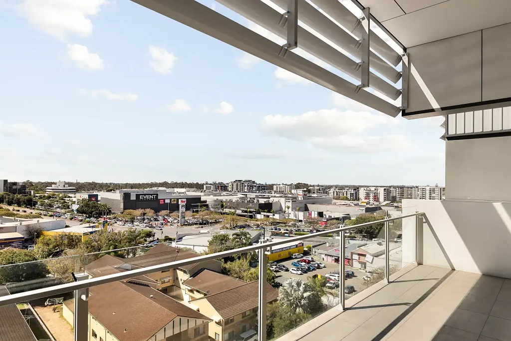 Chermside 2બેડરૂમ Top-Floor North-Facing Apartment Offering Modern Living and Uninterrupted Views