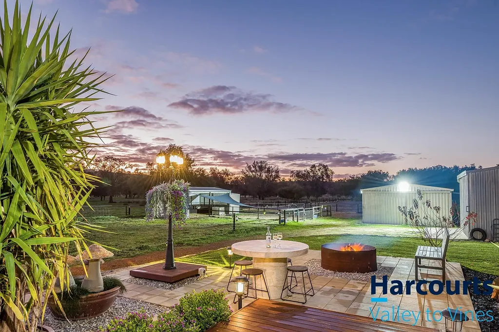 786 Wells Glover Road, Bindoon, WA 6502