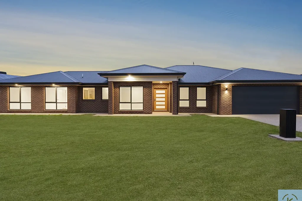 Tocumwal 4બેડરૂમ A New Benchmark in Luxury Family Living