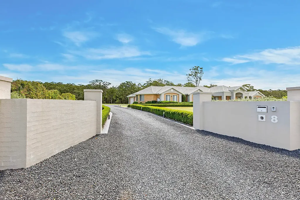 8 Beaverdale Place, Tumbi Umbi, NSW 2261