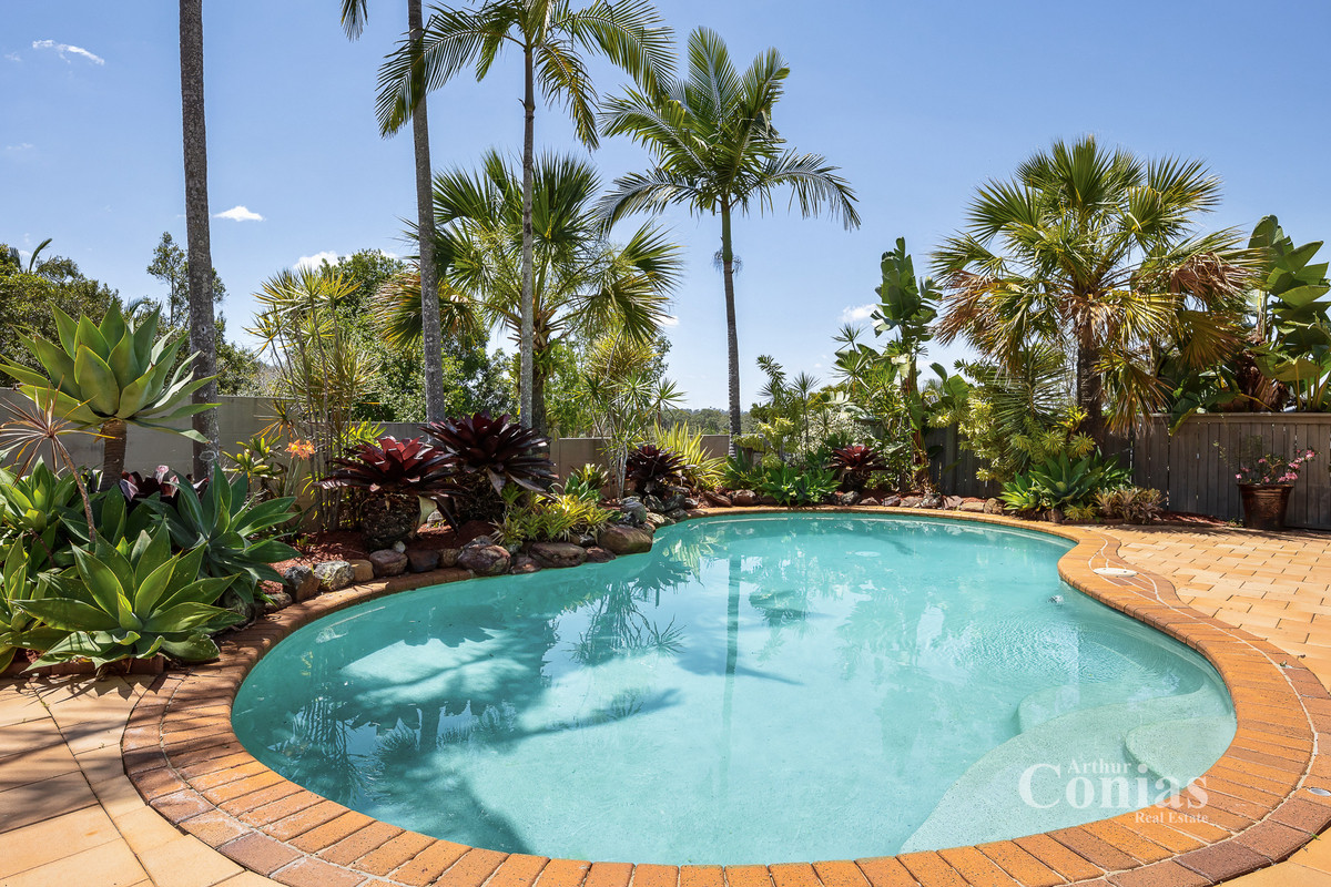 26 STRALOCK ST, CHAPEL HILL QLD 4069, 0 chambres, 0 salles de bain, House