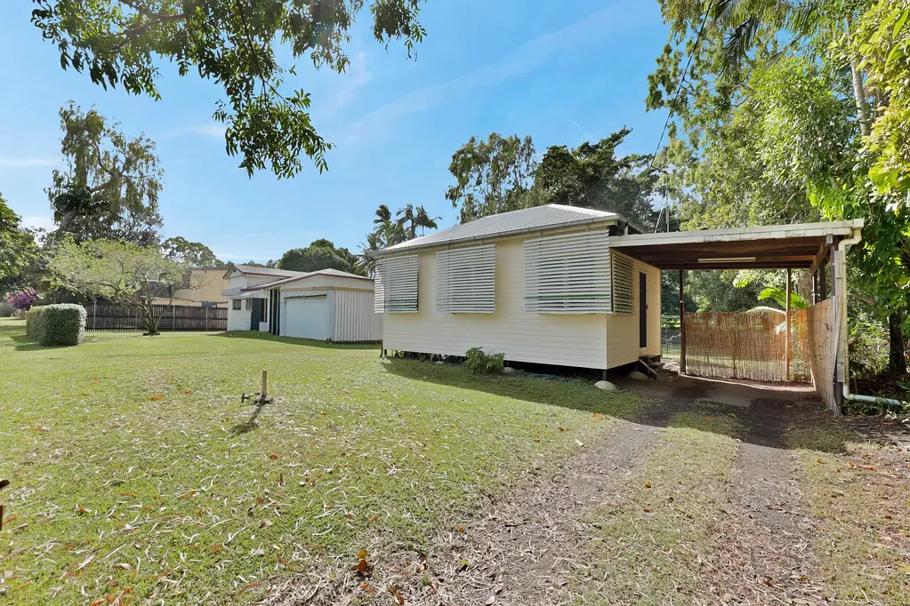 North Mackay 2房  Quaint Home on 1012sqm Block in Prime North Mackay Position
