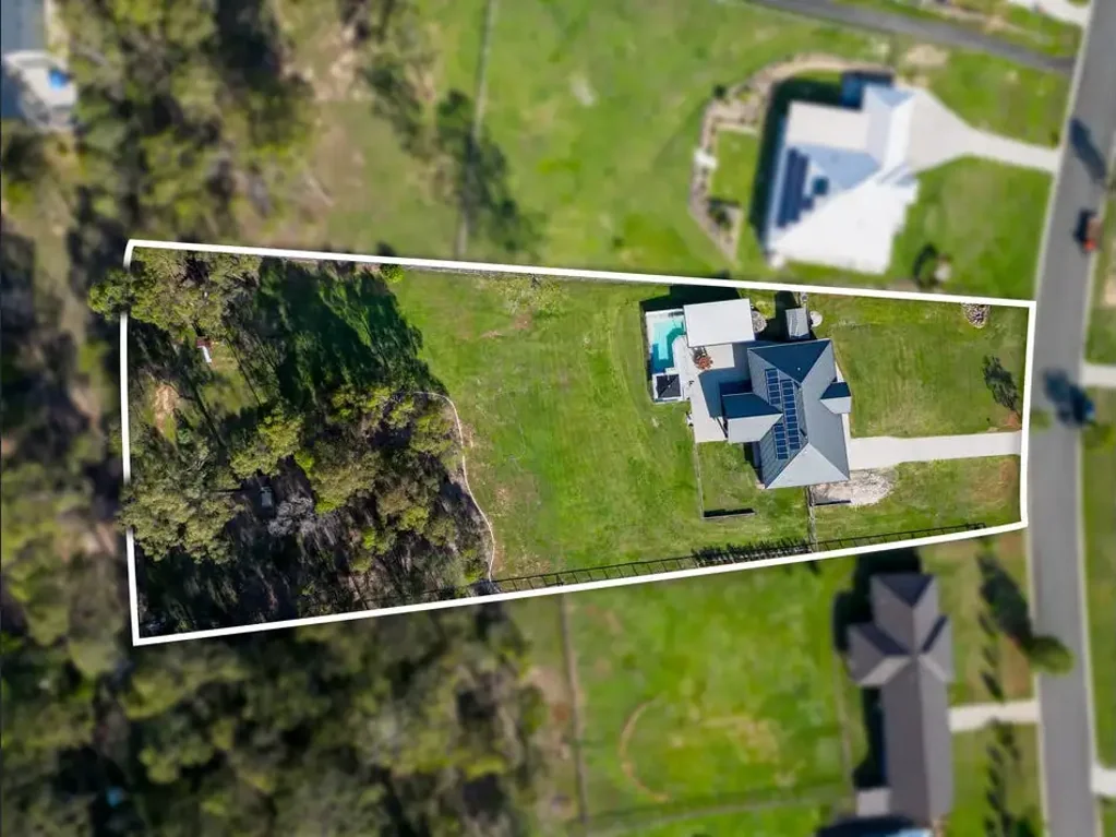 1.5 Acres of Serenity with Pool, Huge Shed & Outdoor Entertaining - Jimboomba Living at Its Best!