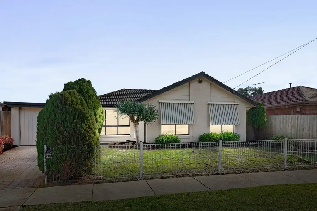 3 BEDROOM HOME FOR RENT IN WERRIBEE