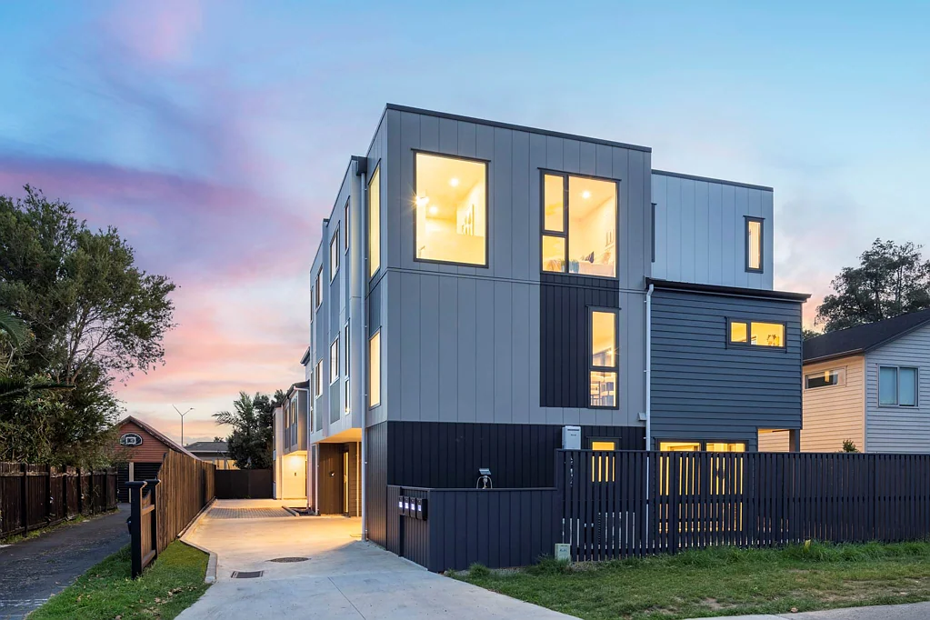Takapuna 4બેડરૂમ Secure Your Dream Home in Central Takapuna