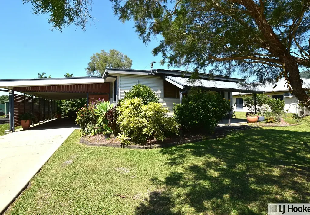 15 Trower Street, Tully, QLD 4854
