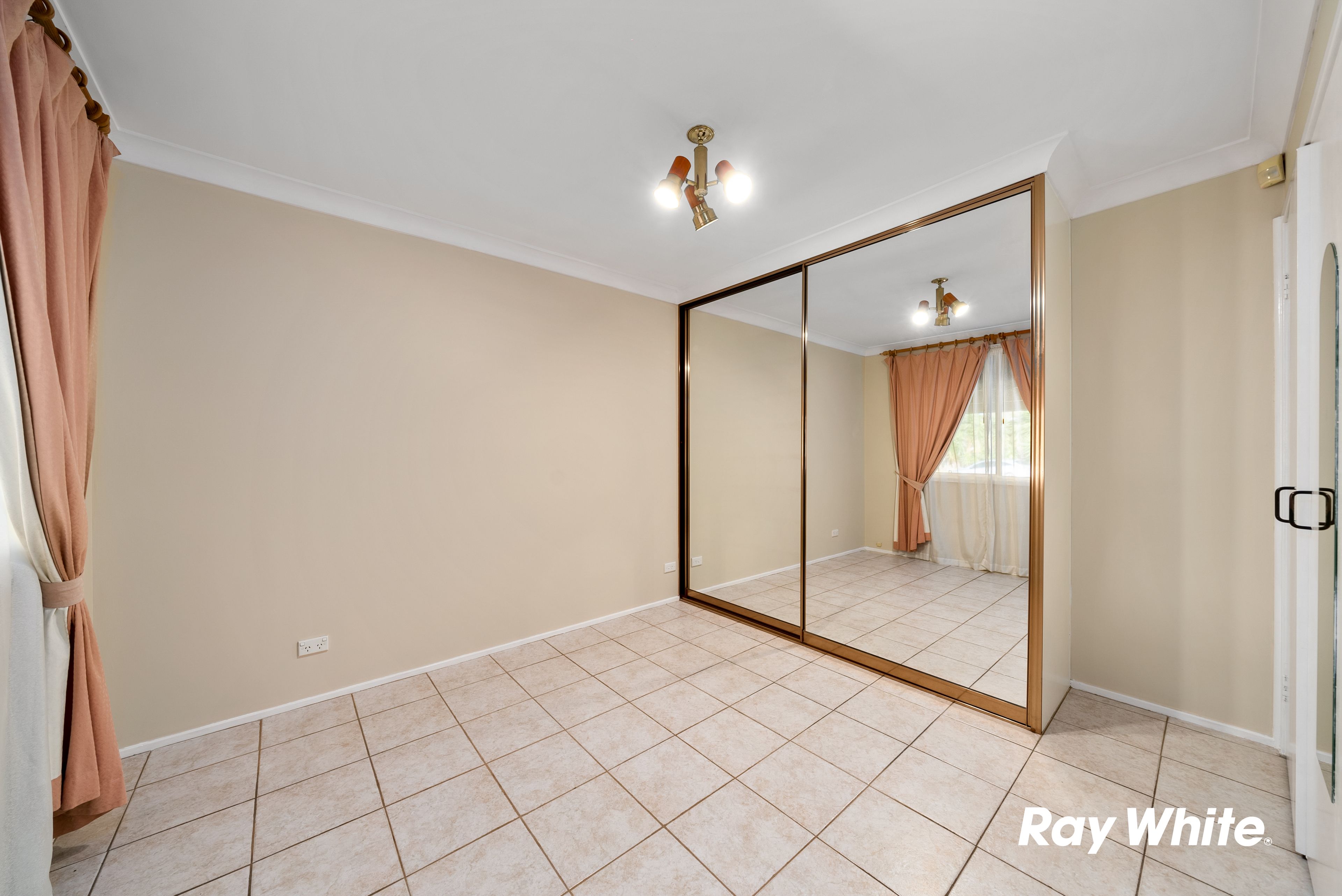 13 DURWARD ST, DEAN PARK NSW 2761, 0 Schlafzimmer, 0 Badezimmer, House