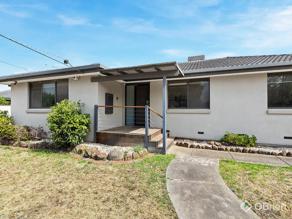 13 Wintersun Drive, Albanvale, VIC 3021
