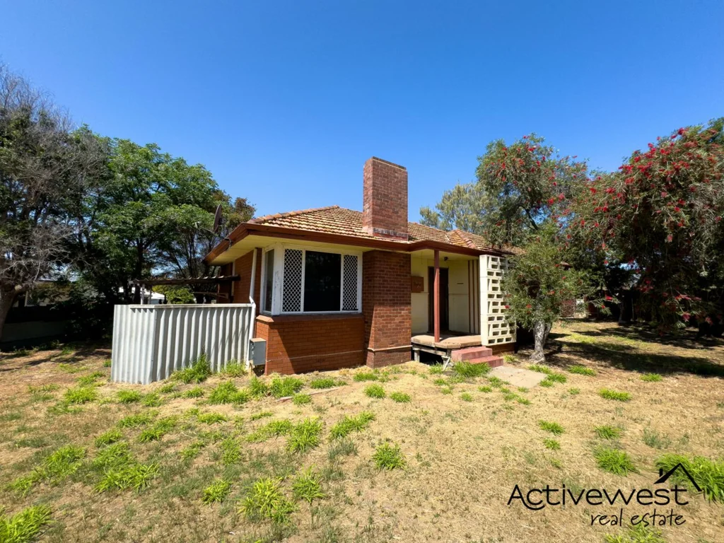 2 Dhu Street, Rangeway, WA 6530