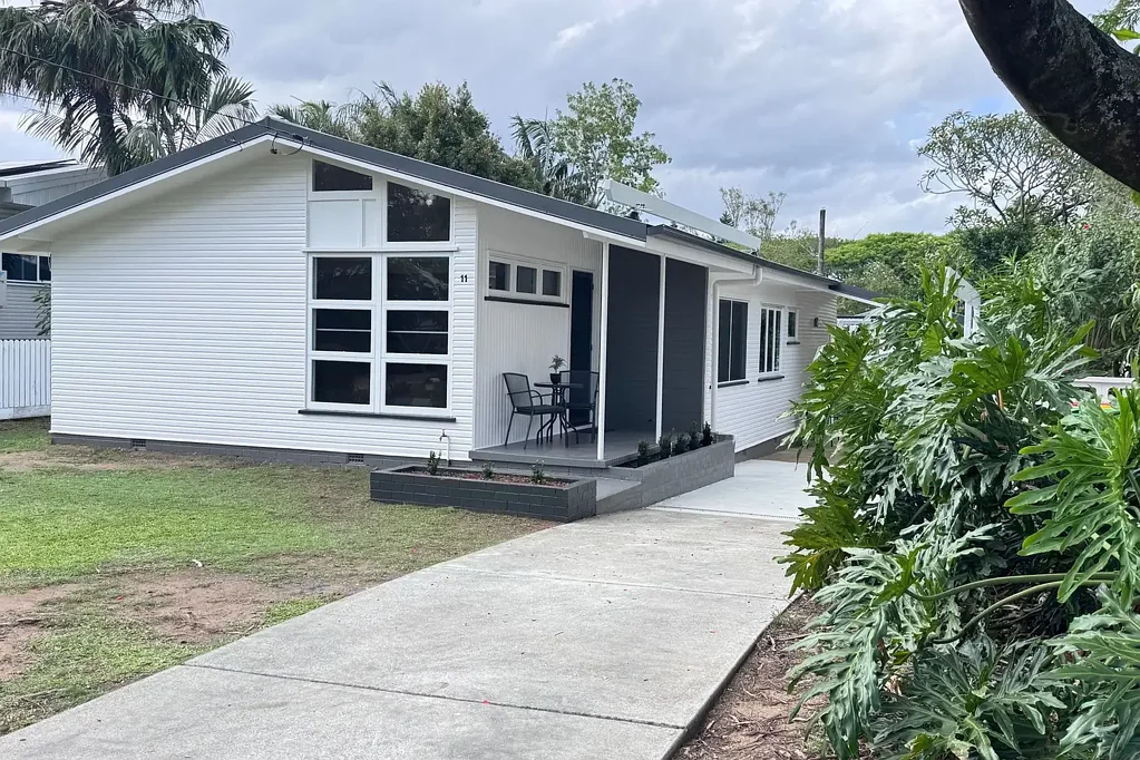 Beautifully Renovated 3-Bedroom Home in Riverside Yeronga