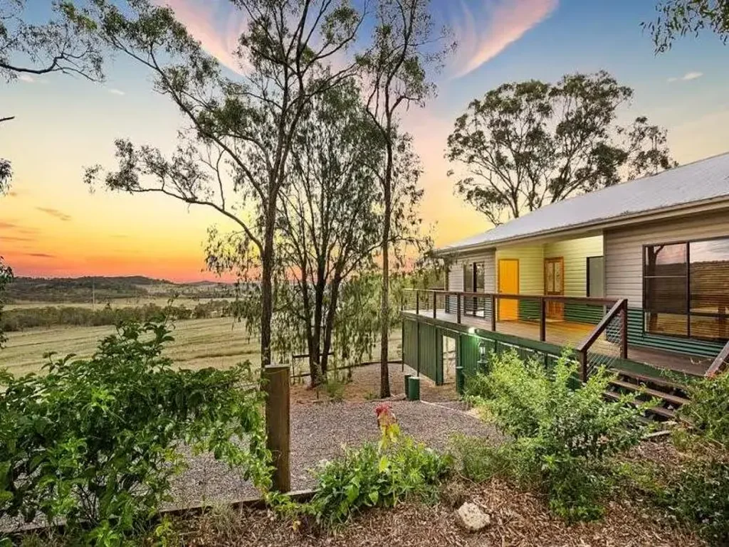 38 Preston Road, Preston, QLD 4352