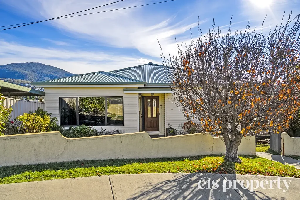Glenorchy 4Phòng ngủ Character, Charm & Opportunity in the Heart of Glenorchy!
