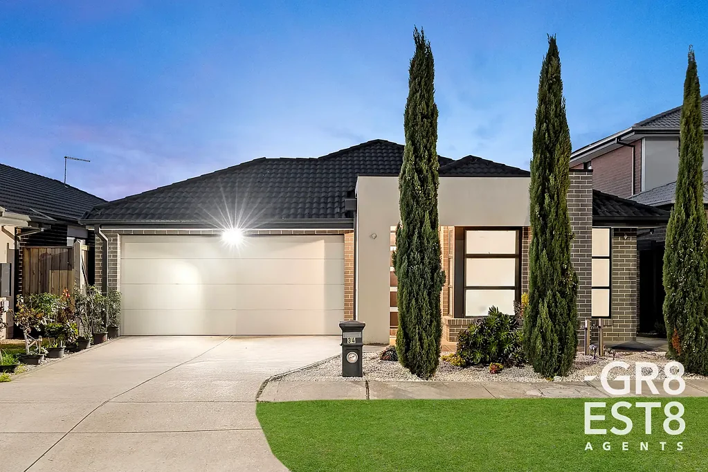 Cranbourne West 4침실 The Perfect Blend of Space, Style & Comfort