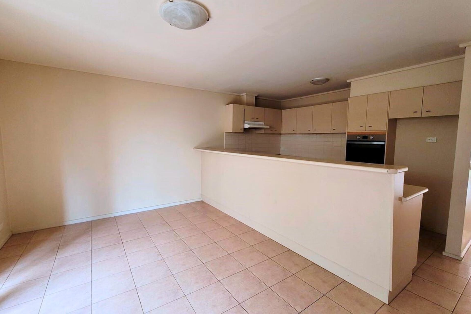 UNIT 7 10-12 MURRAY ST, CLAYTON VIC 3168, 0部屋, 0バスルーム, Townhouse