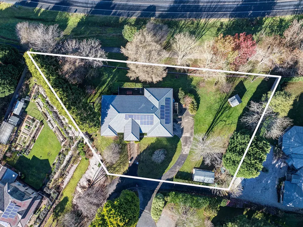 Bowral 4 Slaapkamer Outlook. Character. Space.