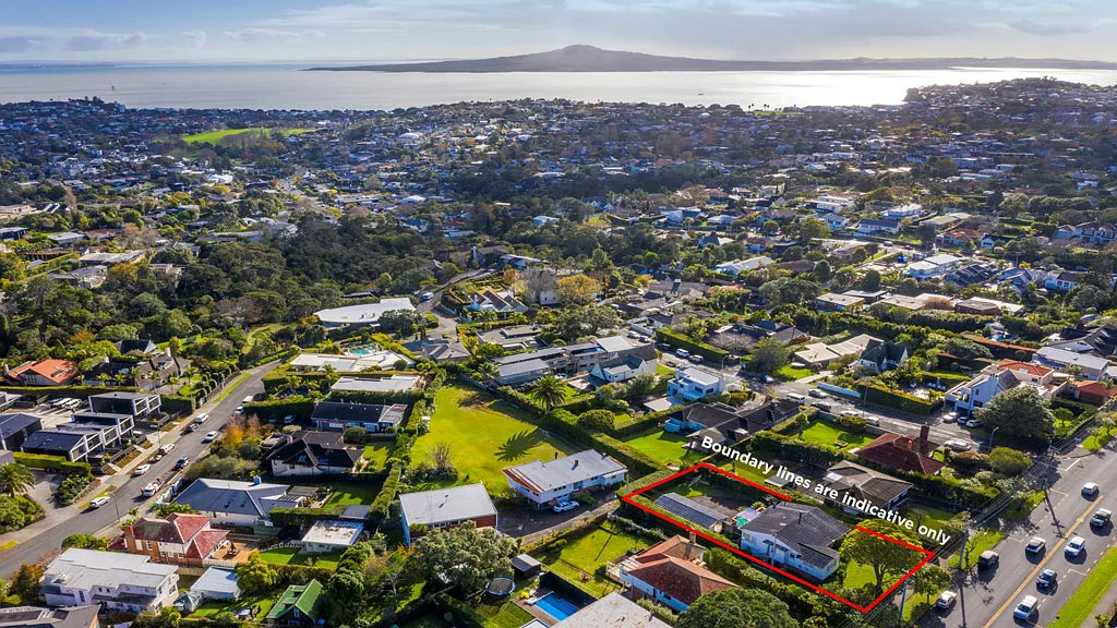 Saint Heliers 5部屋 Sea views - Urban - SW & WW manholes on site