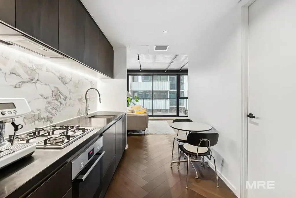 304/25 Wominjeka Walk, West Melbourne, VIC 3003
