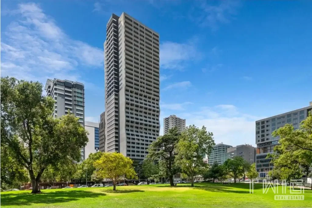 Melbourne 1房 CBD核心 单卧室雅宅 俯瞰花园景观 奢华装修 顶级电器 便利交通 购物休闲一步之遥 Stunning Single Bedroom with unobstructed Garden Views