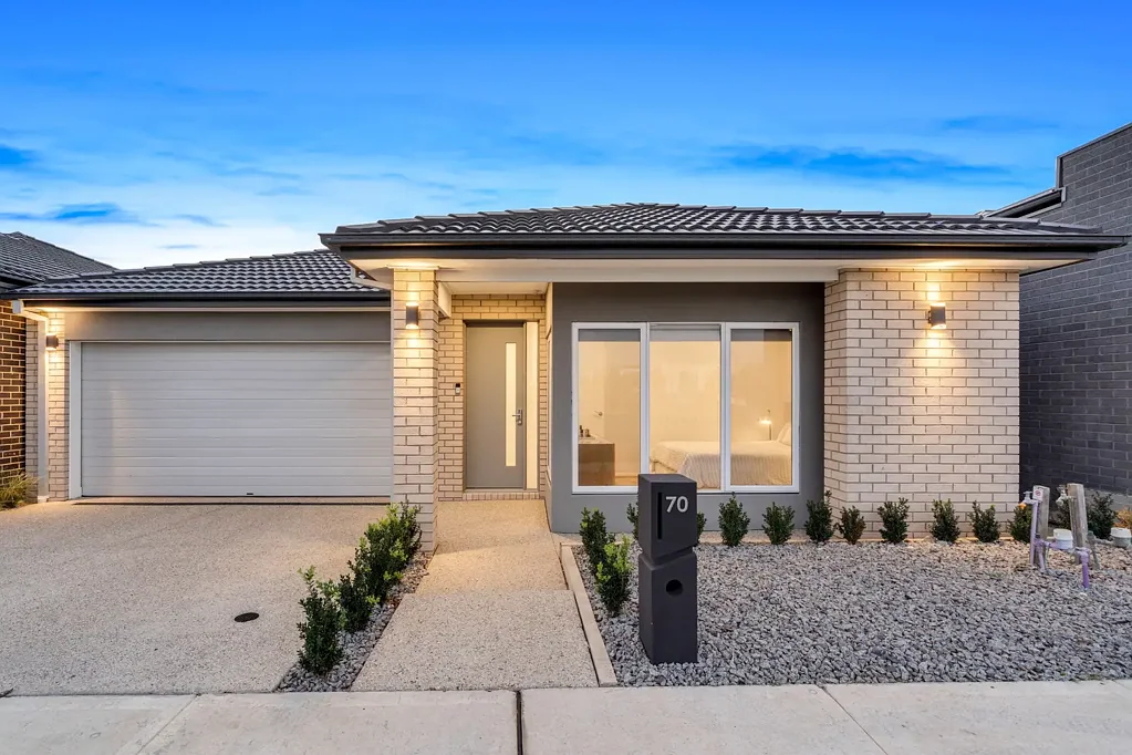 70 Sumar Drive, Mickleham, VIC 3064