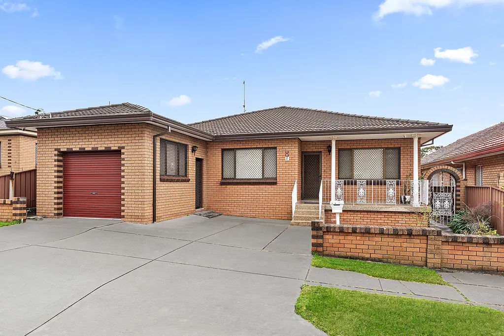 4 Union Street, Coniston, NSW 2500