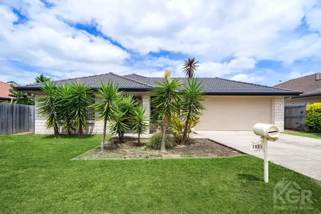 Large Family Home with Multiple Living Areas in Prime Calamvale