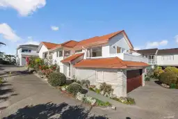 1/1 Masterton Road, Rothesay Bay