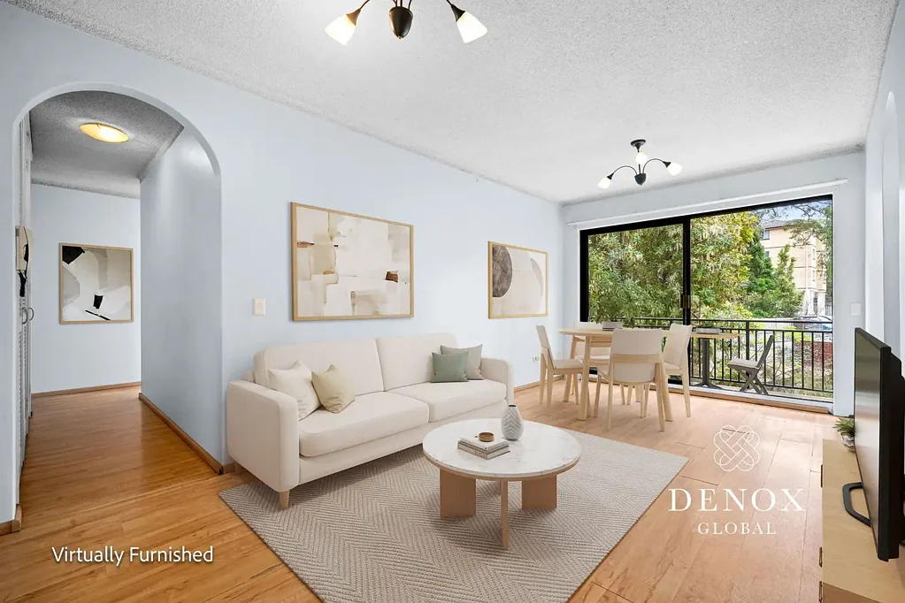 Ryde 2Zimmer Light-Filled Full Brick Home With Leafy Outlook And Renovated Bathroom In Blue Chip Top Ryde Locale!