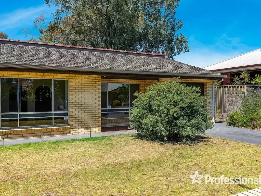 Spacious 2-Bedroom Unit in a Convenient Location