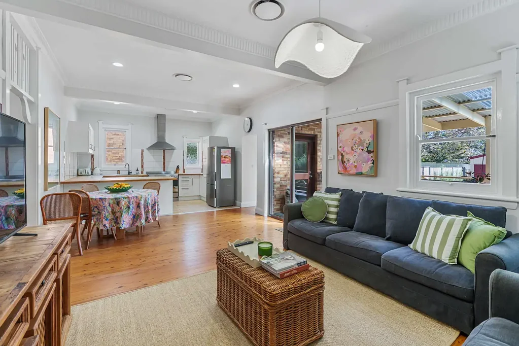 Orange 4Zimmer Your Home | Timeless 1930s Californian Bungalow