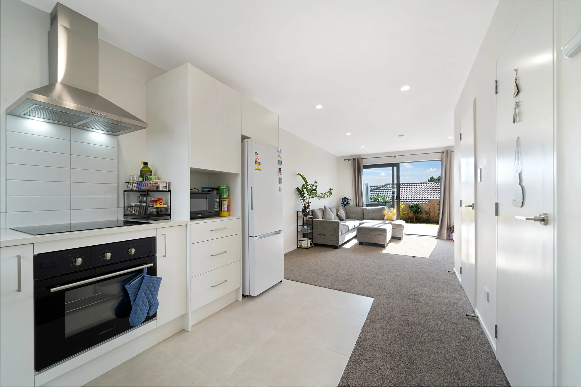 Henderson 3ਬੈੱਡਰੂਮ Fully Furnished Move-In Ready..Present all offers!