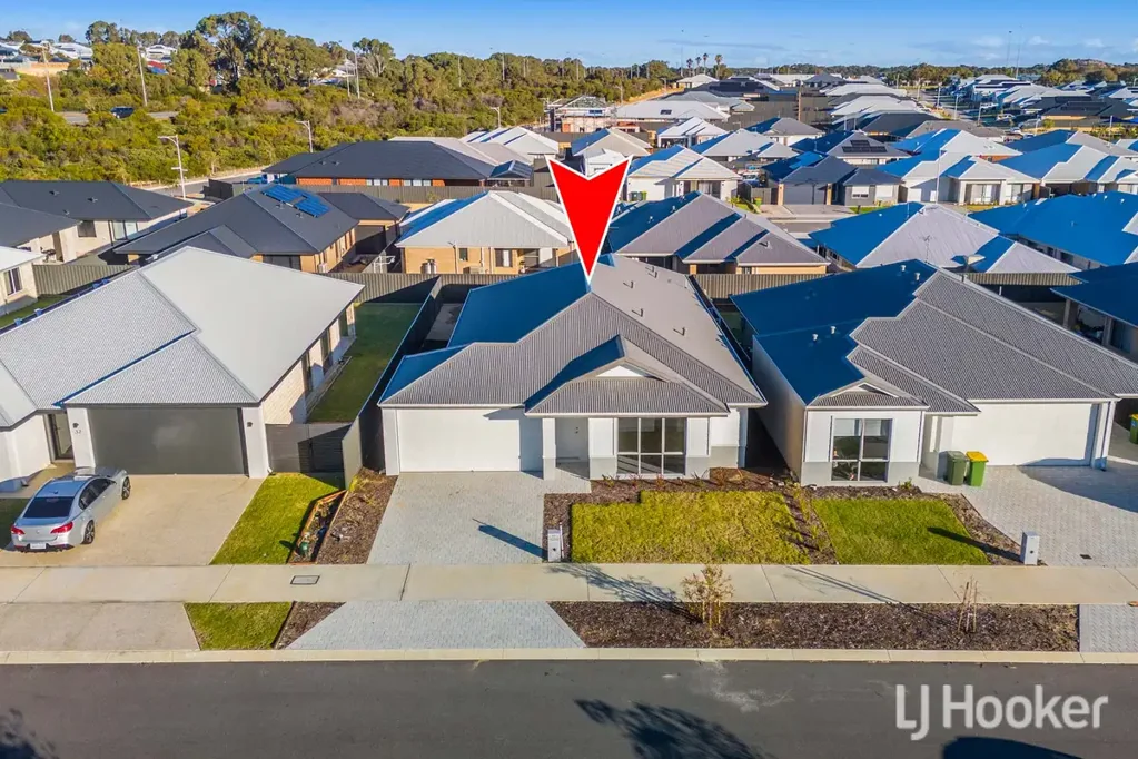 Dawesville 4Zimmer One Year Young Very Well-appointed Home Opposite the Reserve
