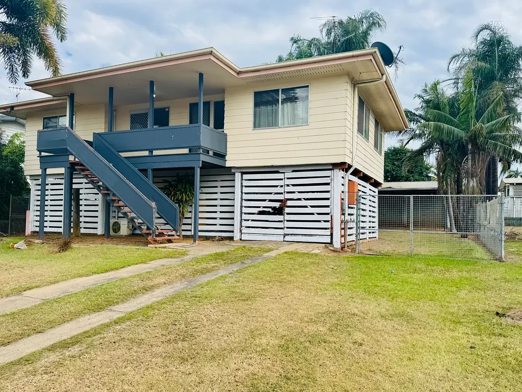 12 NEY Street, Moranbah, QLD 4744