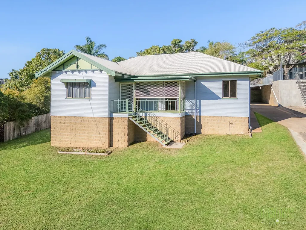 West Gladstone 3 Bedroom CHARMING 1950's FAMILY HOME IN SOUGHT AFTER AREA