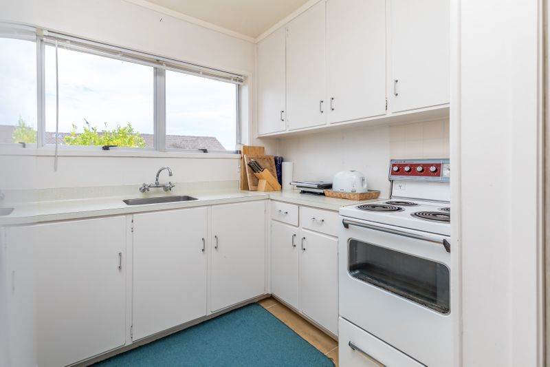 2/8 Liam Place, Half Moon Bay, Auckland - Manukau, 2 phòng ngủ, 1 phòng tắm