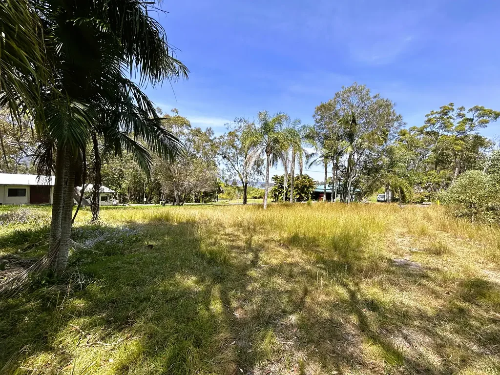 Russell Island Vacant Land in Sought-After Location!