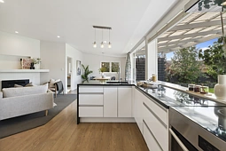 31 Wallace Road, Mangere Bridge
