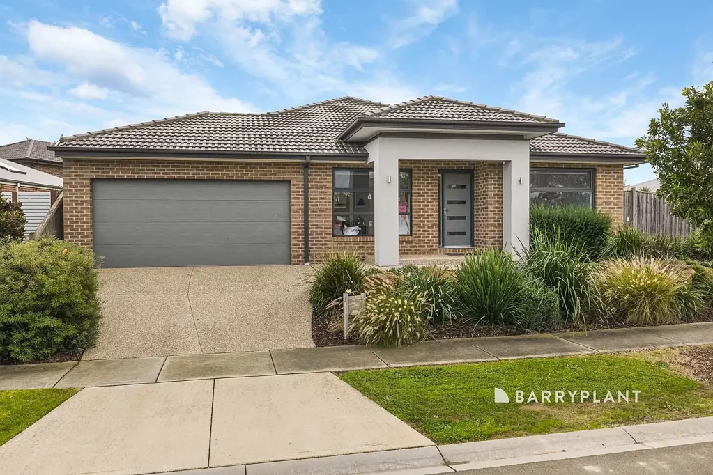 Warragul 4ห้องนอน Lakeside Living in the Heart of Waterford Rise