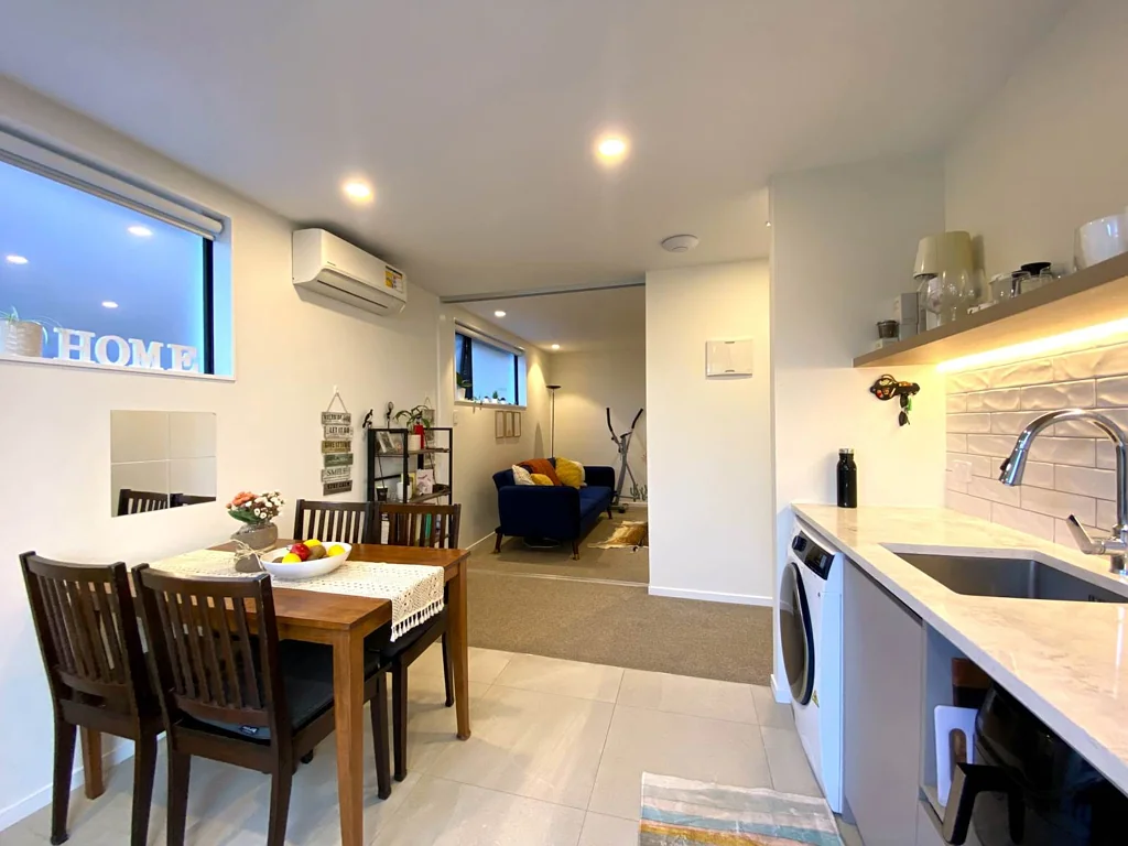 Modern Apartment Style Living
