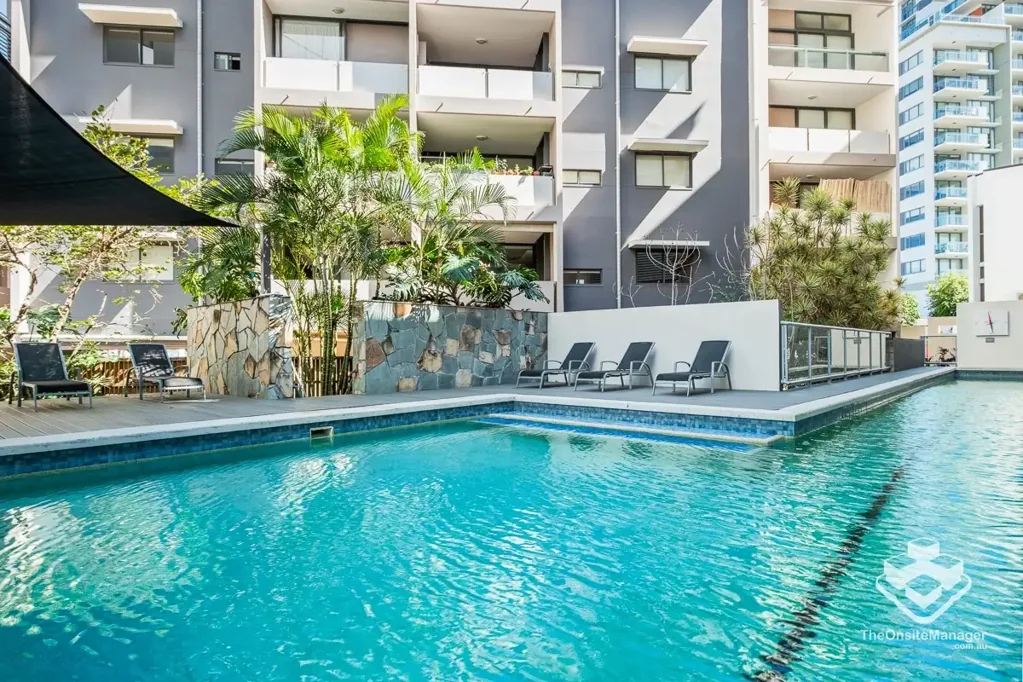 Stylish 2 Bed, 2 Bath Apartment in �Silhouette Apartments�in Prime South Brisbane