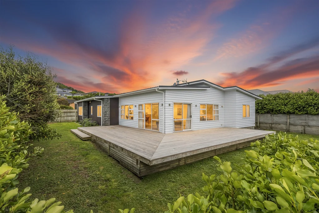 29 Paparoa Crescent, Aotea, Porirua City, Wellington