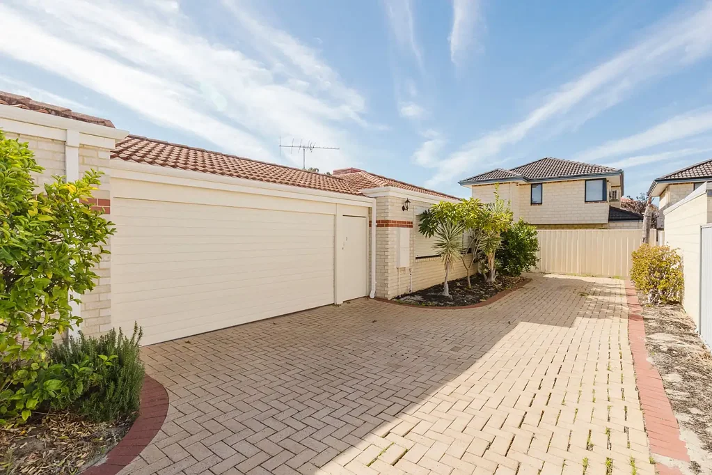 3/268 Flinders Street, Nollamara, WA 6061