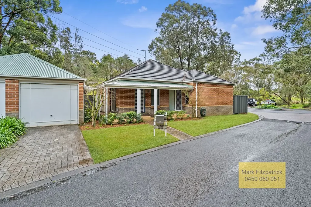 Narellan Vale 3房 全新翻新住宅 三个卧室 主卧带独立卫生间 采光充足起居空间 燃气灶洗碗机 低维护地块 近学校市场 Great Opportunity For First Home Buyers & Downsizers