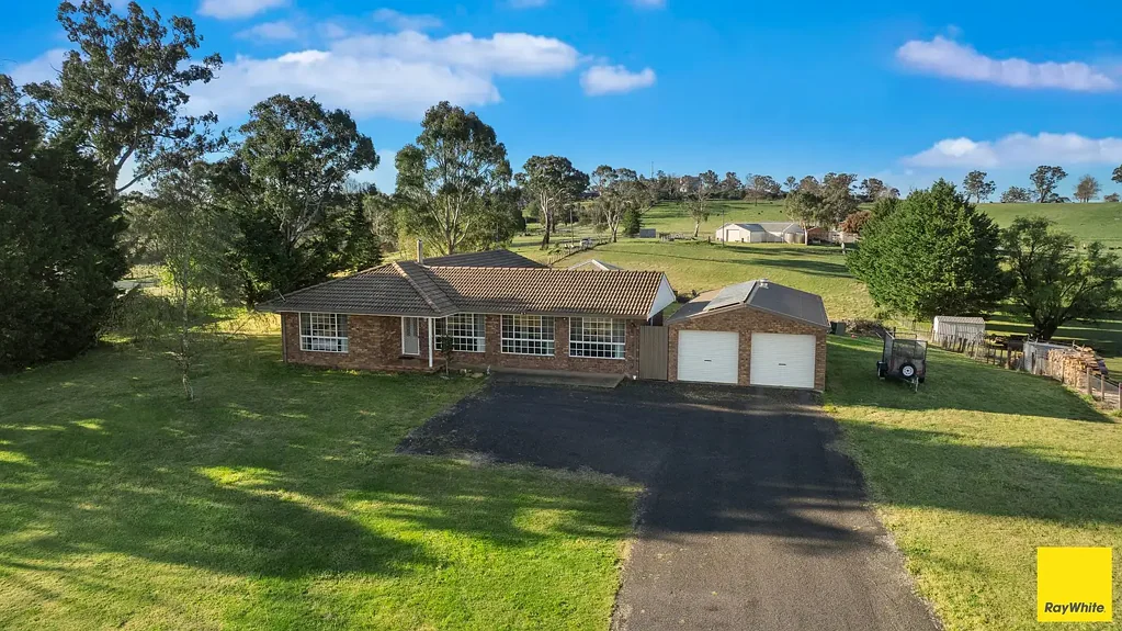 11 Elm Street, Guyra, NSW 2365