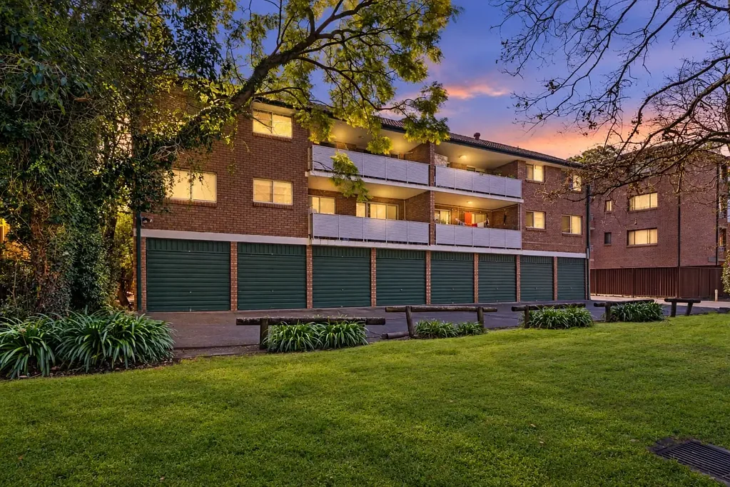 Parramatta 2Habitaciones Renovated Full Brick Unit In Prime Locale