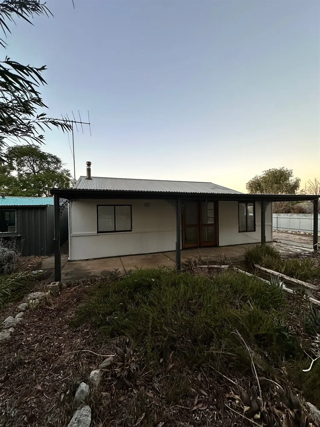 Coomandook 4Kwarto Freshly Renovated 3-Bedroom Property  Ideal for Investment or First-Time Buyers!